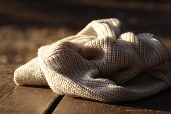 bokeh blur, clothing, sweater-2577425.jpg
