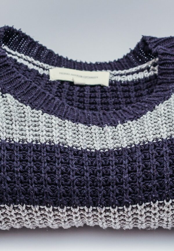 fashion, sweater, wool-1283863.jpg