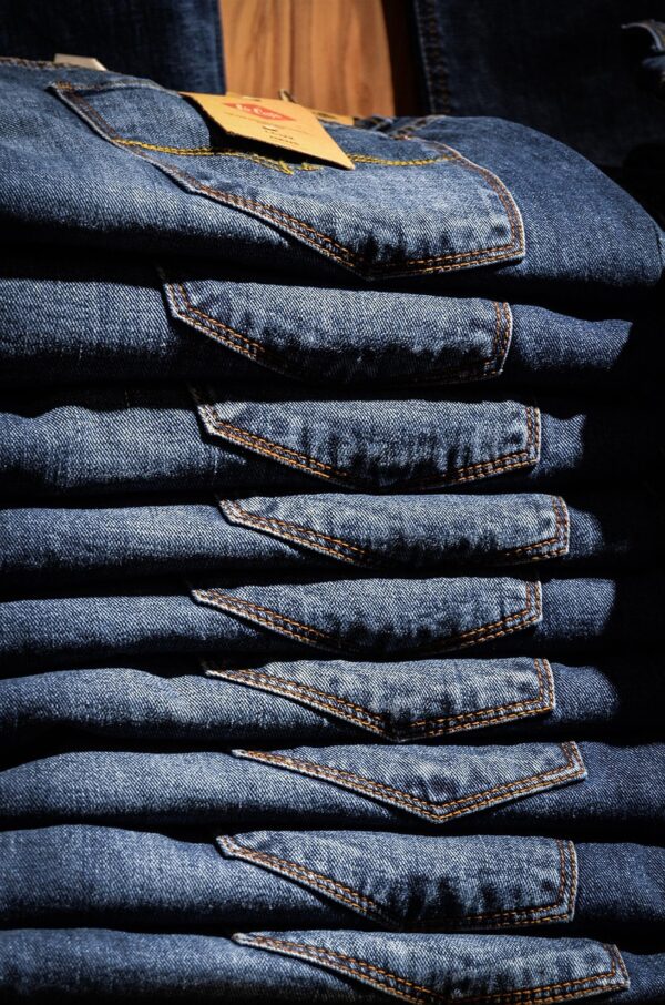 jeans, pants, denim-428614.jpg