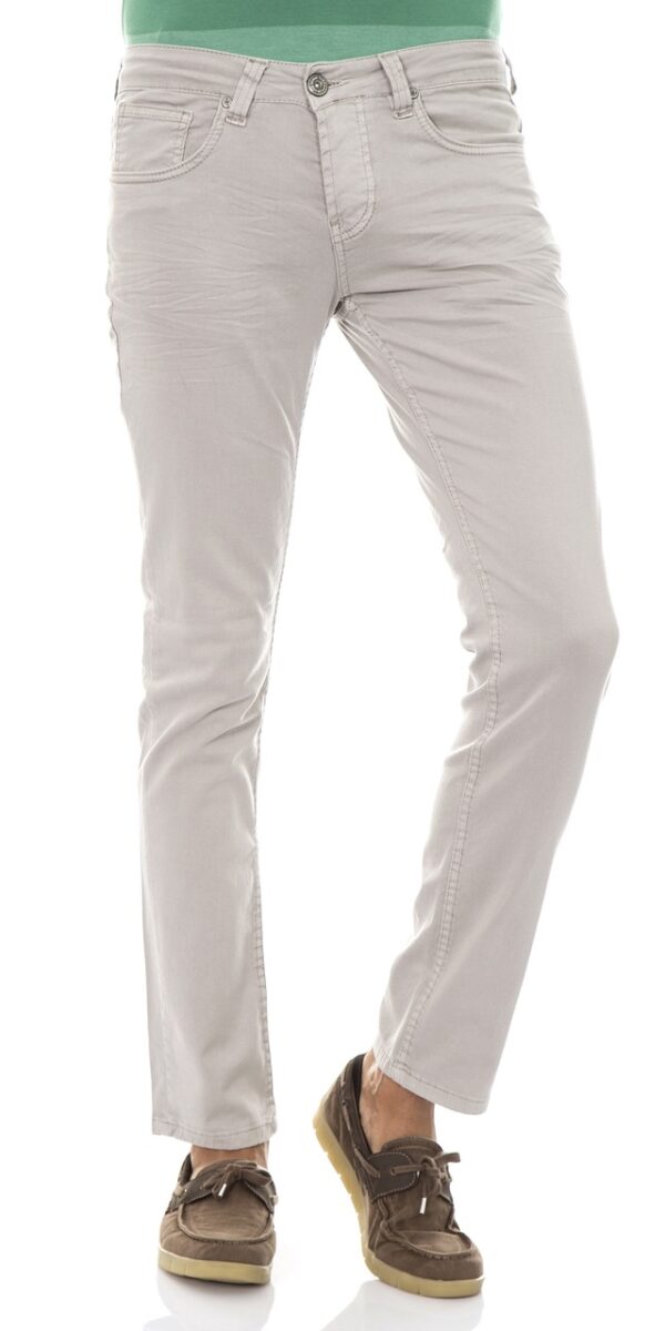 pants, studio, people-2604730.jpg
